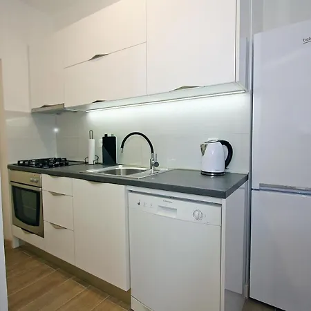 Apartament Irena Postira