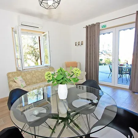 Irena Apartament