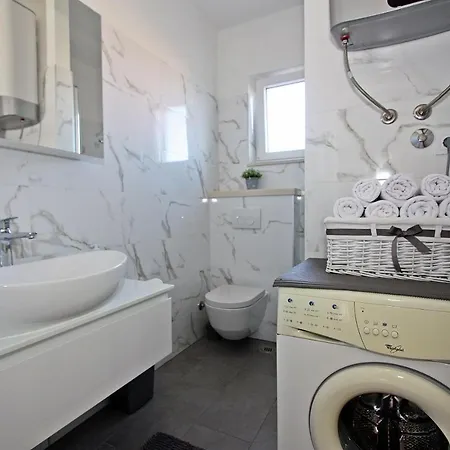 Irena Apartament *