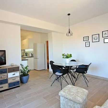 Irena Apartament *